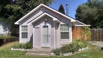 1514 N 6th Pl in Coeur d'Alene, ID - Building Photo