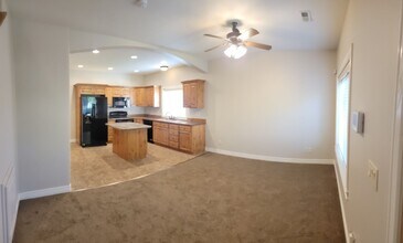 565 Pioneer Rd, Unit 7-121 in Rexburg, ID - Building Photo - Building Photo