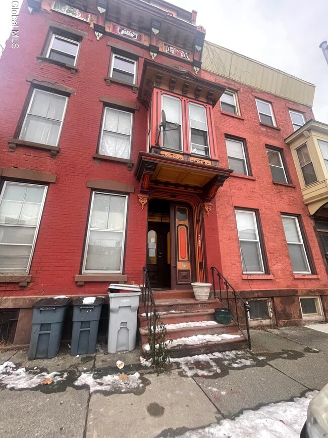 property at 2156 5th Ave