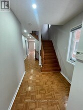 102 Lucena Crescent in Vaughan, ON - Building Photo - Building Photo