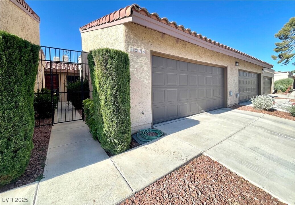 1873 Arbol Verde Way in Las Vegas, NV - Building Photo