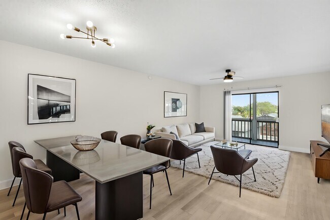 The Enclave at 3726 in Ft. Myers, FL - Building Photo - Building Photo