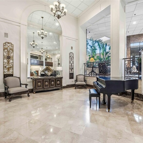 3525 Sage Rd, Unit 716 in Houston, TX - Building Photo - Building Photo