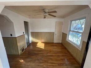 21041 Eastwood Blvd in Warren, MI - Building Photo - Building Photo