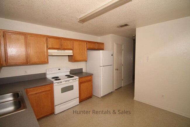 property at 921 Rosewood Dr