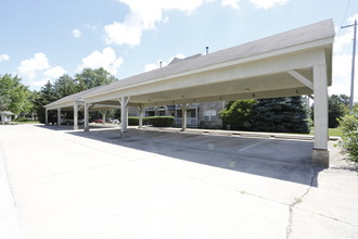 Ginger Creek by Royse + Brinkmeyer in Champaign, IL - Building Photo - Building Photo