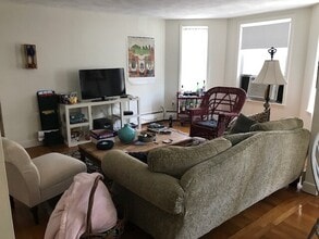 312 Tappan St, Unit 5 in Brookline, MA - Building Photo - Building Photo