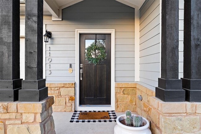 11915 Dispatch Wy in Austin, TX - Building Photo - Building Photo