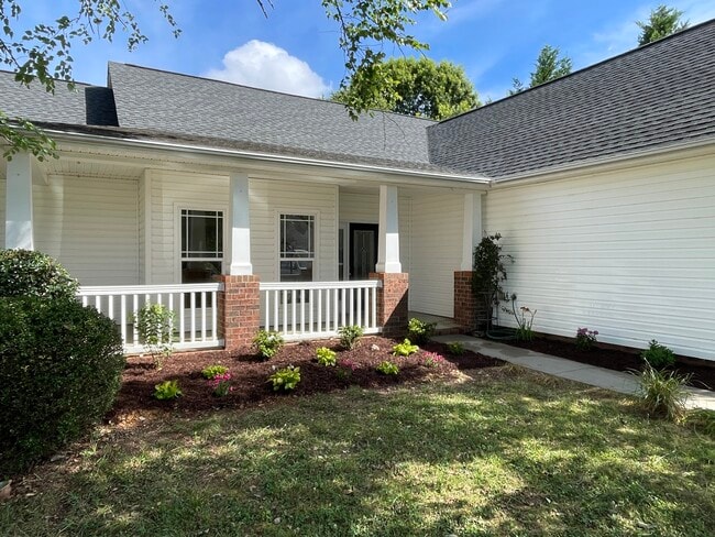 property at 8813 Castle Cliff Dr