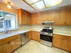 303 Hampshire Ct in Winters, CA - Foto de edificio - Building Photo