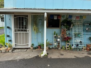 2325 Palolo Ave in Honolulu, HI - Building Photo - Building Photo
