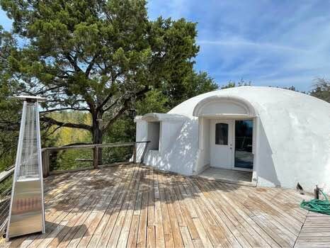 4013 Double Dome Rd in Austin, TX - Building Photo