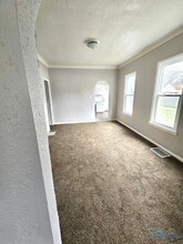 2334 Elm St, Unit 14-308 in Toledo, OH - Building Photo - Building Photo