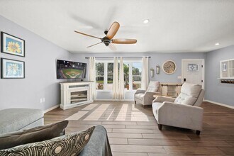 12057 96th Pl in Seminole, FL - Building Photo - Building Photo