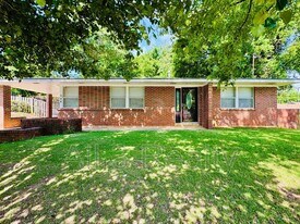 544 Green Ridge Rd in Montgomery, AL - Building Photo