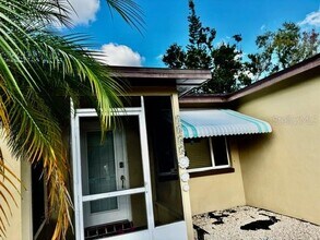 1155 San Remo Dr in Largo, FL - Building Photo - Building Photo