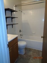 484 Fir St in Vacaville, CA - Building Photo - Building Photo