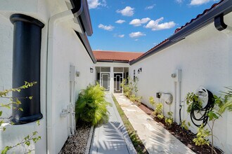18469 Vía Di Sorrento in Boca Raton, FL - Building Photo - Building Photo