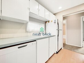 1609 149th Pl SE in Bellevue, WA - Building Photo - Building Photo