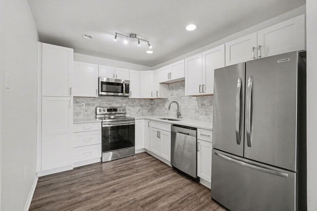 property at 1119 E McMillan St