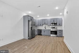 2331 E York St in Philadelphia, PA - Building Photo - Building Photo