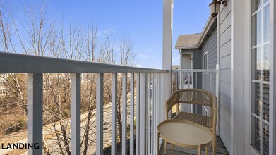 9015 Kings Grant Dr, Unit 9519-304 in Charlotte, NC - Building Photo - Building Photo