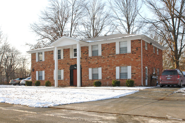 3106 Melody Acres Ln in Louisville, KY - Building Photo - Building Photo