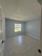 665 SE 25th Ln in Homestead, FL - Building Photo - Building Photo