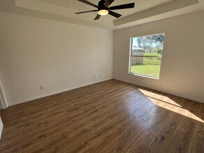 2152 SW Best St in Port St. Lucie, FL - Foto de edificio - Building Photo