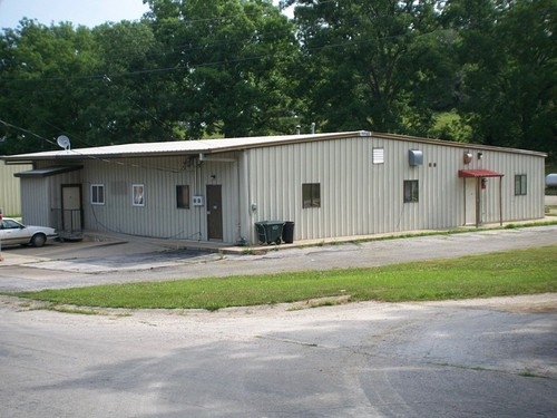 Hailman Rd in Osceola, MO - Foto de edificio