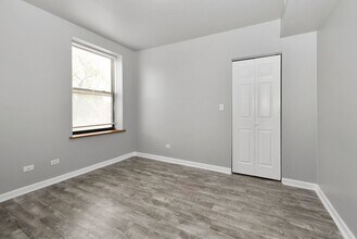 7203 S Yates Blvd in Chicago, IL - Building Photo - Building Photo