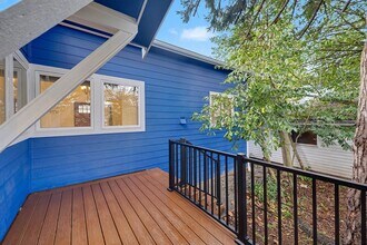 8440 12th Ave SW in Seattle, WA - Building Photo - Building Photo