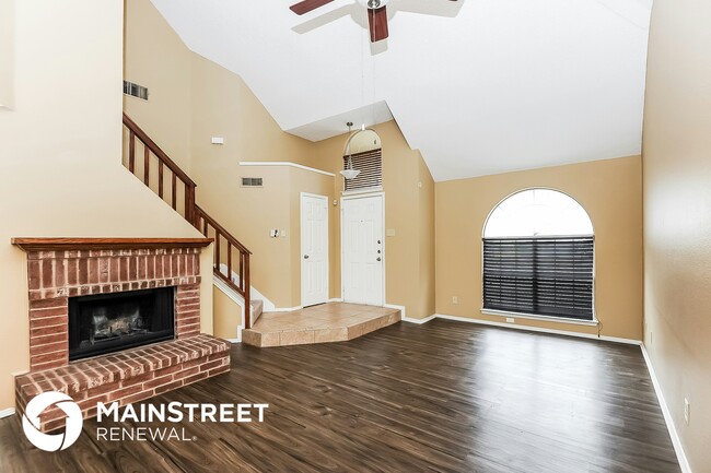 2411 Bennington Dr in Arlington, TX - Building Photo - Building Photo