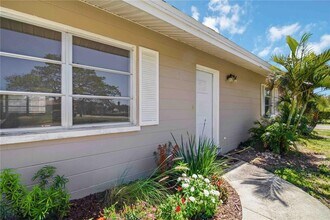 304 Lantana Ave in Sarasota, FL - Building Photo - Building Photo