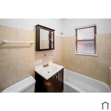 7759 S Aberdeen St in Chicago, IL - Building Photo - Building Photo
