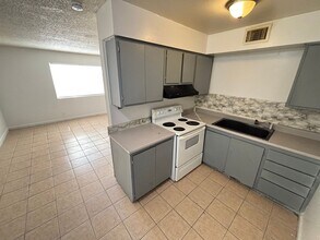 520 S 13th St in Las Vegas, NV - Building Photo - Building Photo