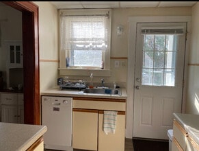 126 N River Dr in Pennsville, NJ - Building Photo - Building Photo