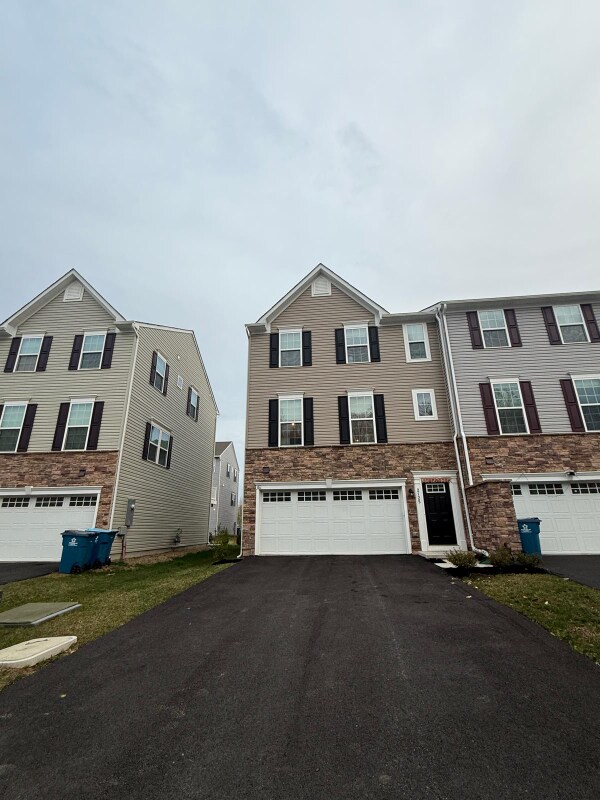 2125 Rivers Dr in Newark, DE - Building Photo - Building Photo