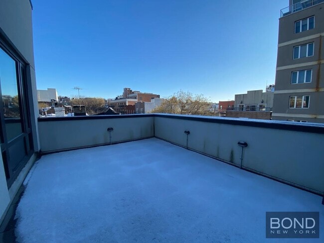 635 Fourth Avenue in Brooklyn, NY - Building Photo - Building Photo
