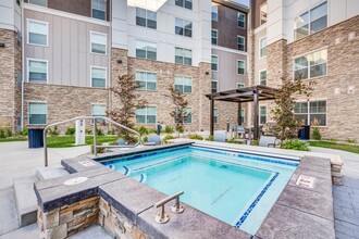 Incline at Anthem in Herriman, UT - Foto de edificio - Building Photo