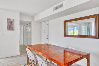 1750 115th NE St, Unit 307 in Miami, FL - Building Photo - Building Photo