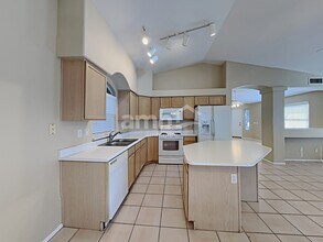 15681 W Magnolia St in Goodyear, AZ - Foto de edificio - Building Photo