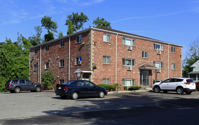 Green Street Apartments in Milford, MA - Building Photo - Building Photo