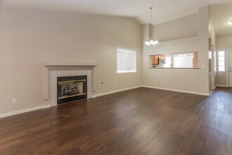 3110 De Vinci Ct in North Las Vegas, NV - Building Photo - Building Photo