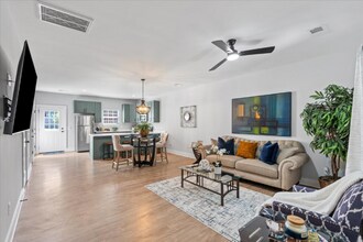 193 Freeze Ave NW in Concord, NC - Foto de edificio - Building Photo