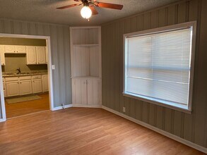 4005 E 4th St in Lubbock, TX - Building Photo - Building Photo