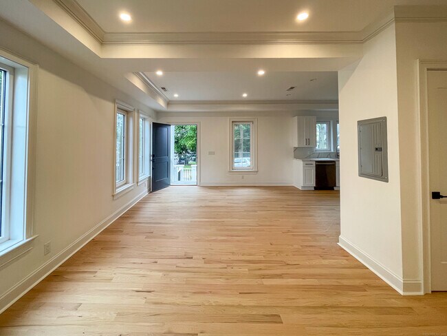 100 Truman St in Norwalk, CT - Building Photo - Building Photo