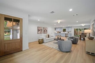 1500 W Virginia St in McKinney, TX - Building Photo - Building Photo
