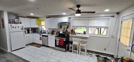 128 Triphammer Ter, Unit #A in Ithaca, NY - Building Photo - Building Photo