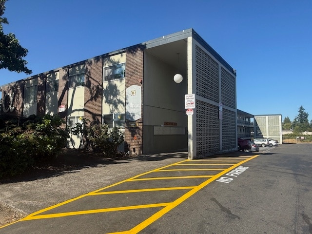 Alpha Phase Apartments